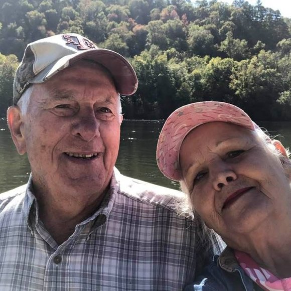 Meet your Posher, Donna - Picture 1 of 1